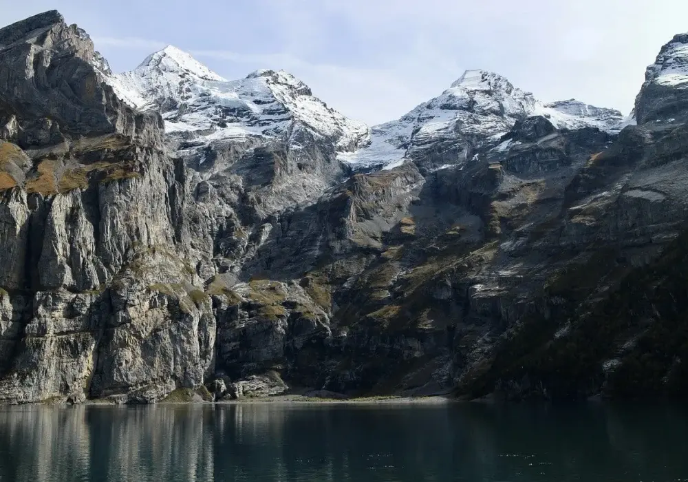Co zabrać na szlak górski, aby uniknąć nieprzyjemnych niespodzianek