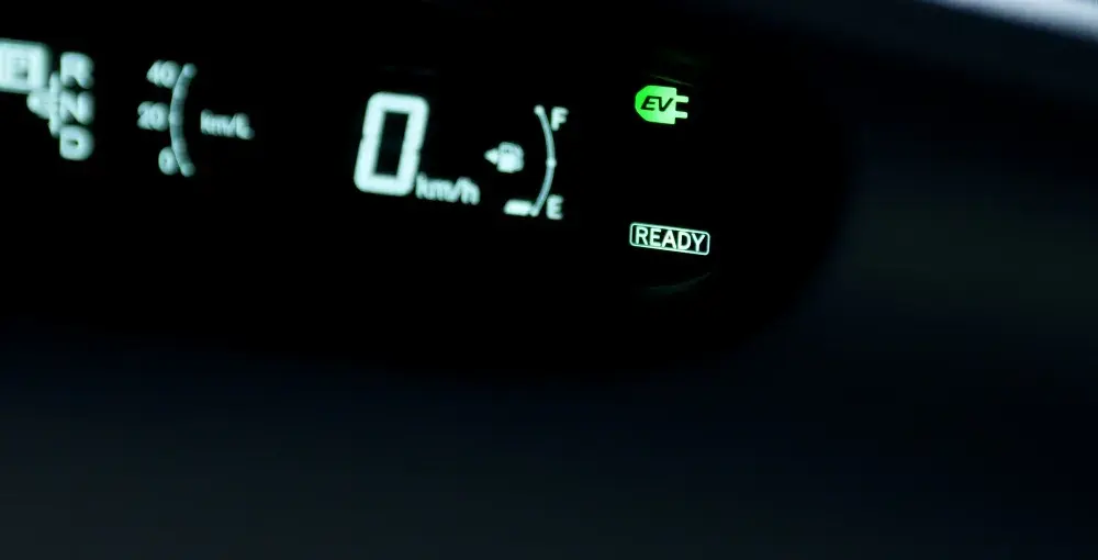 Jak działa hybryda Toyota Prius? Odkryj sekrety jej technologii
