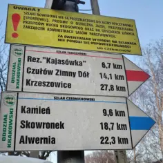 O ile kilometrów szlak czarny jest dłuższy od innych szlaków?