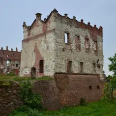 Ruiny zamku w Krupem - tajemnice historii i atrakcje turystyczne