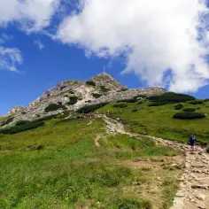 Ile kilometrów ma szlak na Giewont? Sprawdź różne trasy i ich długości