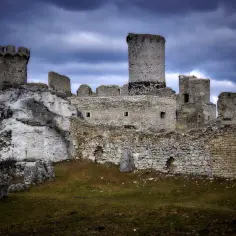 Zamek w Ogrodzieńcu: historia, zwiedzanie, ceny biletów i atrakcje w okolicy