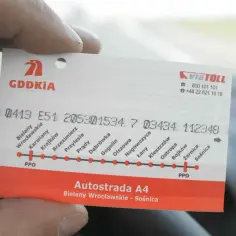 Bilet na autostradę A4 z zaznaczonymi punktami poboru opłat i nazwami miejscowości.